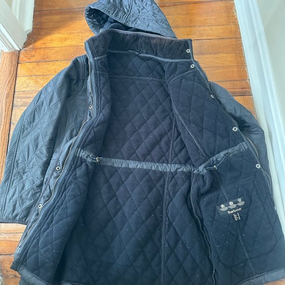 Barbour Black Quilted Parka - fleece lined, US size 6 - Vintage! Cool! - Picture 5 of 6